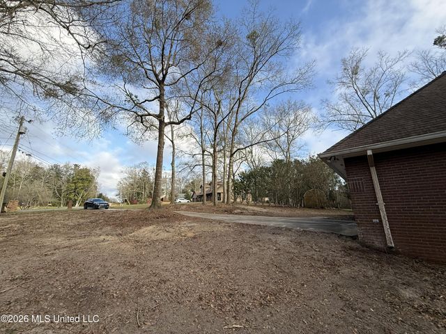 9213 Selena Drive, Biloxi, MS 39532