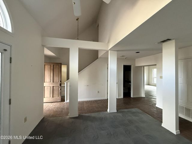 9213 Selena Drive, Biloxi, MS 39532