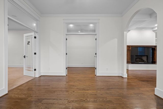 714 Berry Spring Path, Signal Mountain, TN 37377