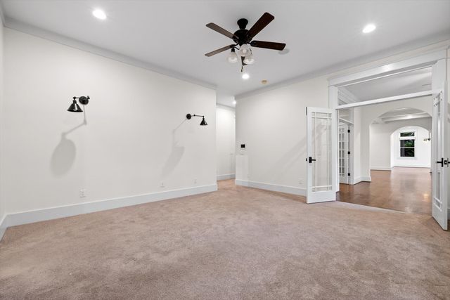 714 Berry Spring Path, Signal Mountain, TN 37377