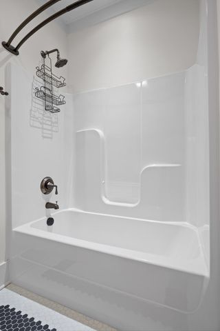 714 Berry Spring Path, Signal Mountain, TN 37377