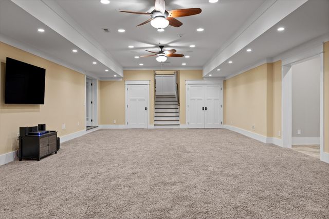 714 Berry Spring Path, Signal Mountain, TN 37377