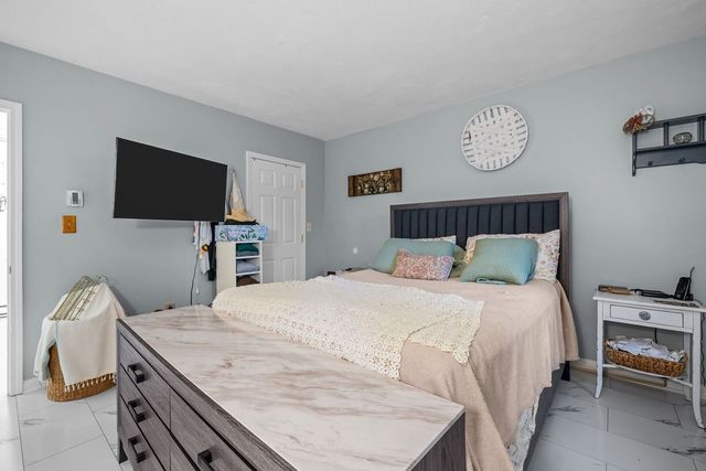 200 Manville Hill Road B30, Cumberland, RI 02864