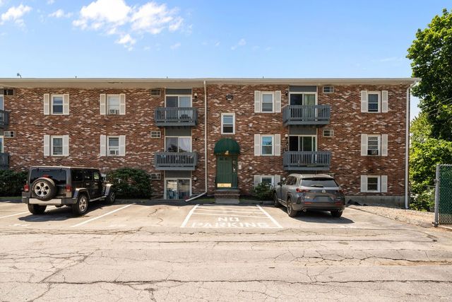 200 Manville Hill Road B30, Cumberland, RI 02864