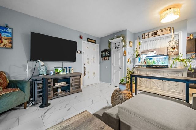 200 Manville Hill Road B30, Cumberland, RI 02864