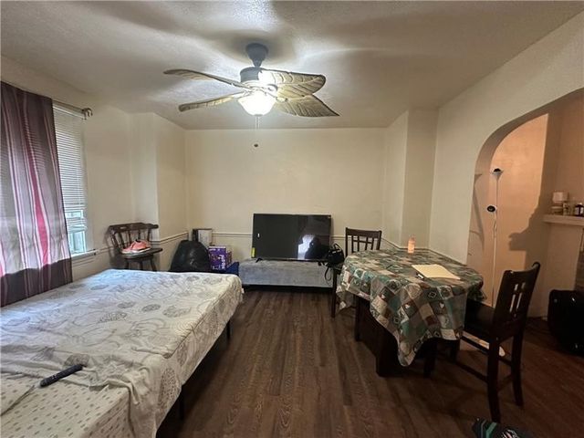 12 Elizabeth Street, Mt Oliver, PA 15210