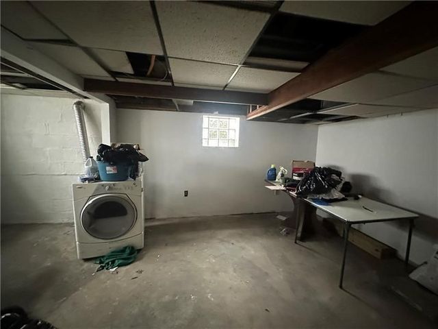 12 Elizabeth Street, Mt Oliver, PA 15210