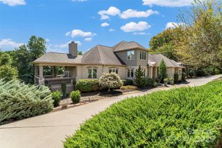 271 44th Avenue Circle NW, Hickory, NC 28601