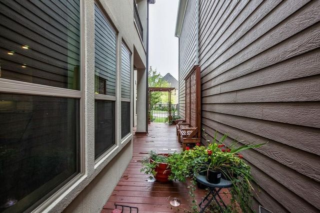 653 Surrey Lane, Flower Mound, TX 75022