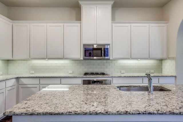 653 Surrey Lane, Flower Mound, TX 75022