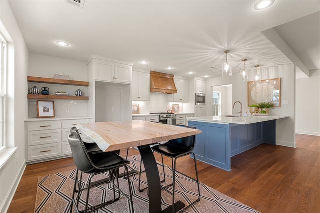 8301 McLaren Drive, Fort Smith, AR 72916