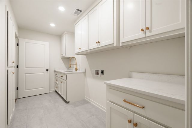 8301 McLaren Drive, Fort Smith, AR 72916