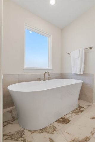 8301 McLaren Drive, Fort Smith, AR 72916