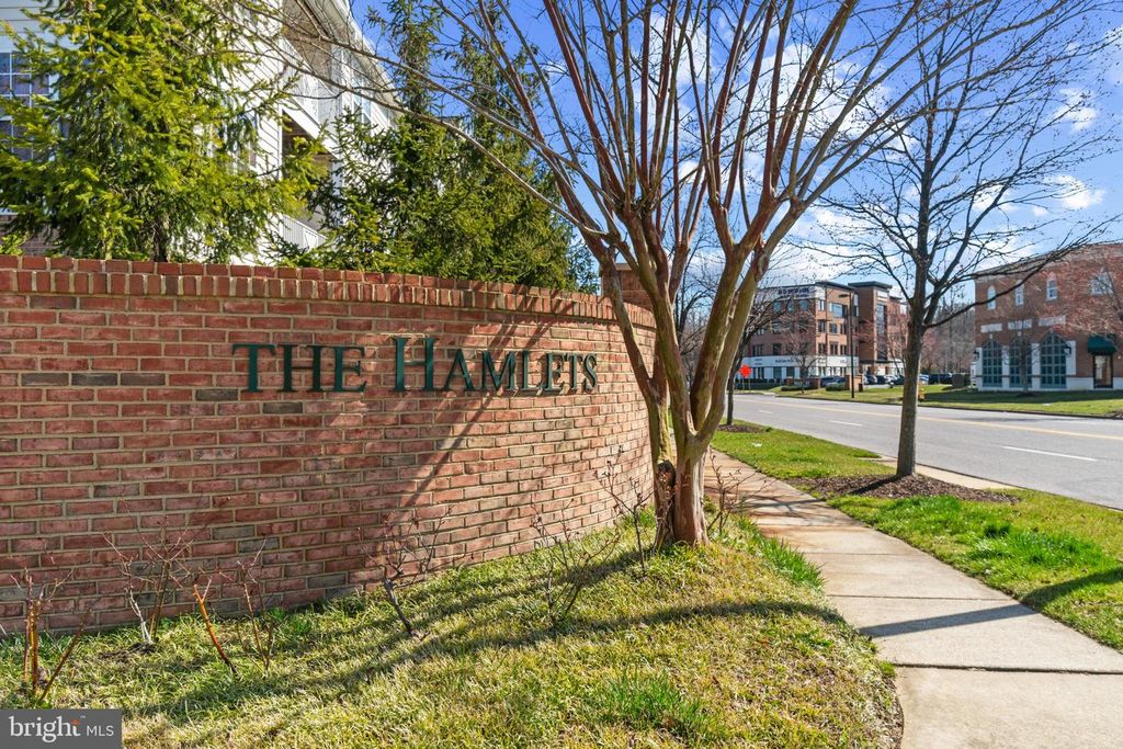 420 HAMLET CLUB DR #206, Edgewater, MD 21037