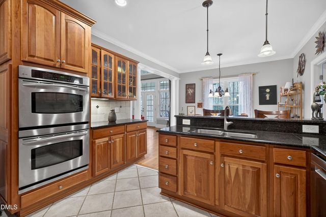 4613 Cross Brook Lane, Raleigh, NC 27610