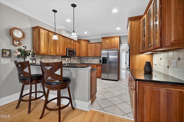 4613 Cross Brook Lane, Raleigh, NC 27610