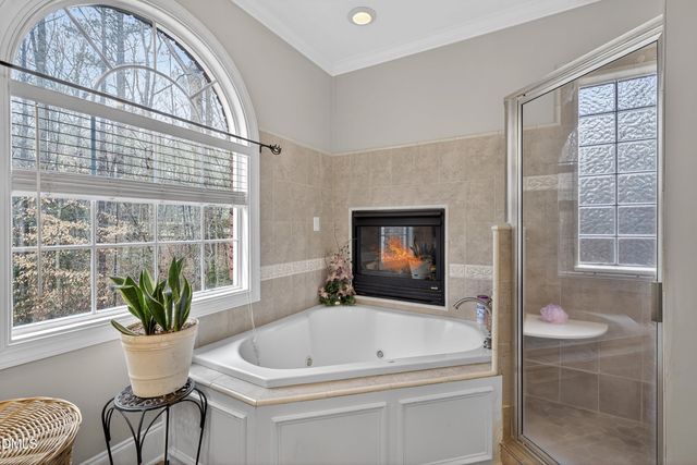 4613 Cross Brook Lane, Raleigh, NC 27610