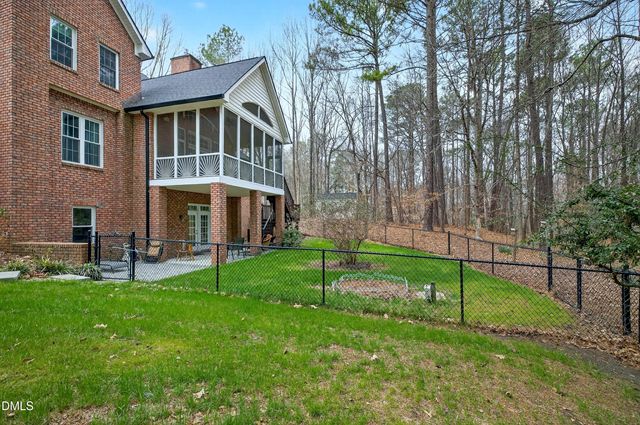 4613 Cross Brook Lane, Raleigh, NC 27610