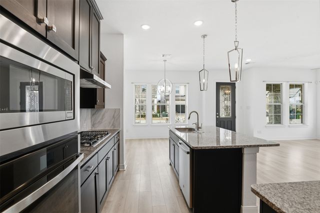 3127 Cliff Swallow Lane, Arlington, TX 76005