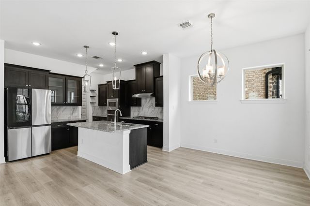 3127 Cliff Swallow Lane, Arlington, TX 76005