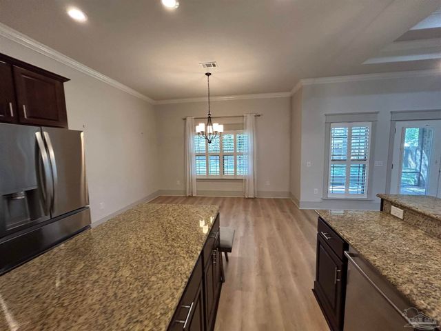 4081 Manchester Ct, Pace, FL 32571