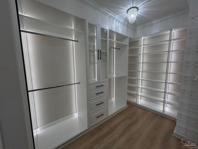 4081 Manchester Ct, Pace, FL 32571