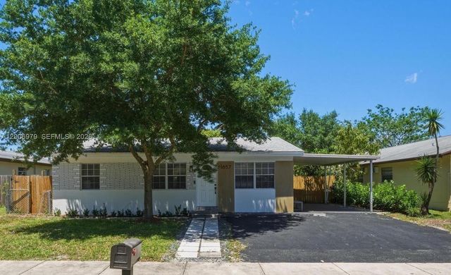 1657 SW 44th Ave, Fort Lauderdale, FL 33317