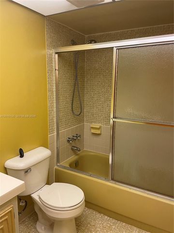 2861 Somerset Dr 107, Lauderdale Lakes, FL 33311