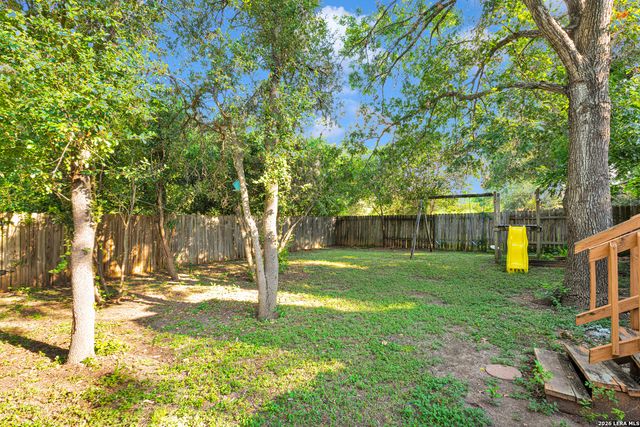 7242 Breeze Hollow, San Antonio, TX 78250