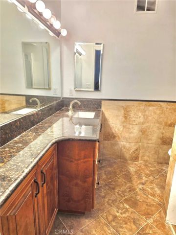 1524 W Kildare, Lancaster, CA 93534