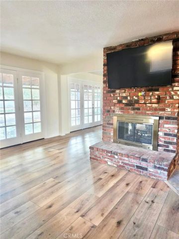 1524 W Kildare, Lancaster, CA 93534