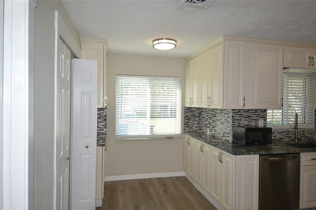 746 BARBARA STREET, Palm Harbor, FL 34684