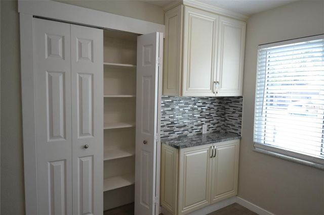 746 BARBARA STREET, Palm Harbor, FL 34684