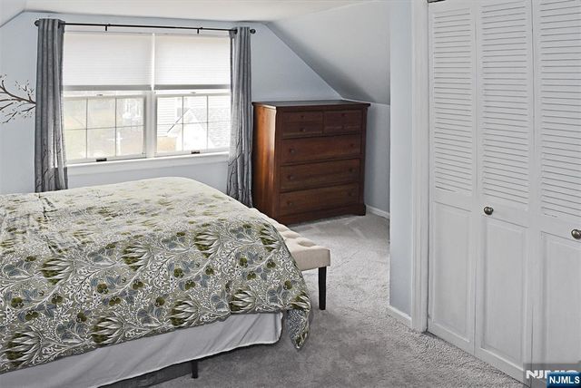 14 Intervale Road, Livingston, NJ 07039