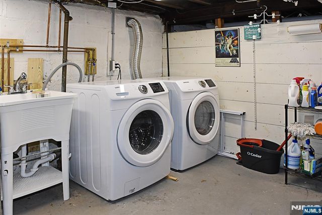 14 Intervale Road, Livingston, NJ 07039