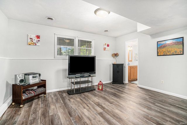 64468 Meadow Ridge Drive, Goshen, IN 46526