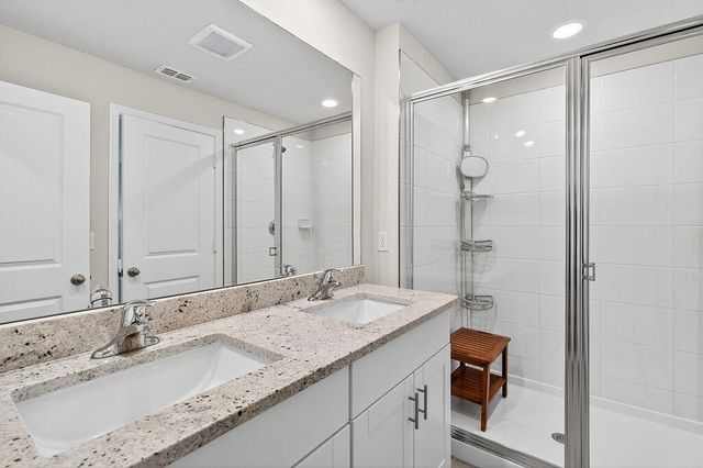 5696 SE Edgewater Circle, Stuart, FL 34997