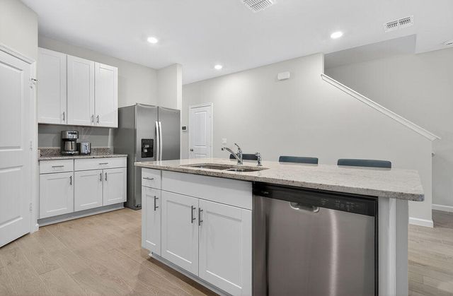 5696 SE Edgewater Circle, Stuart, FL 34997