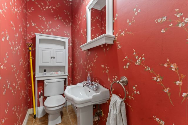 10109 Seville Court, Waco, TX 76708