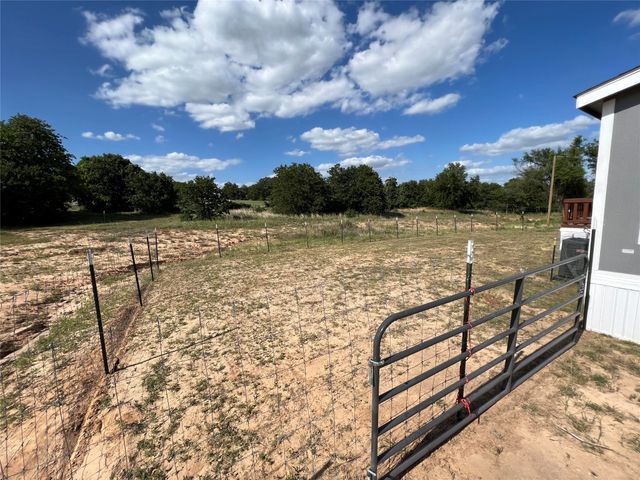 113 Salty Dog Lane, Springtown, TX 76082