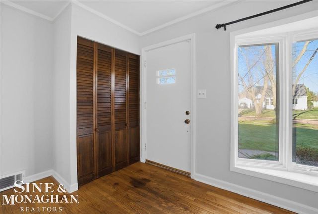 1313 Minnesota Avenue, Marysville, MI 48040
