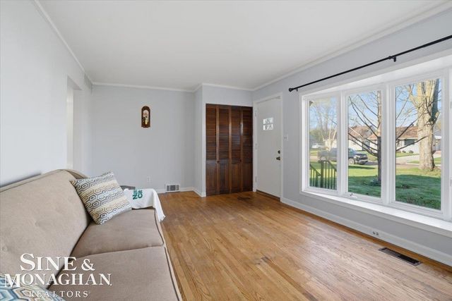 1313 Minnesota Avenue, Marysville, MI 48040