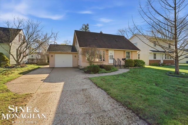 1313 Minnesota Avenue, Marysville, MI 48040