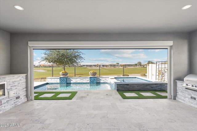 11138 N San Clemente Street, Surprise, AZ 85388