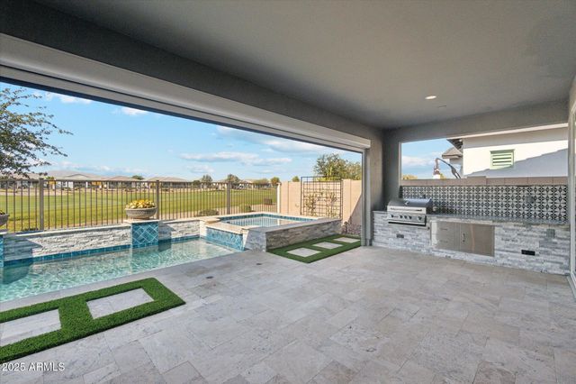 11138 N San Clemente Street, Surprise, AZ 85388