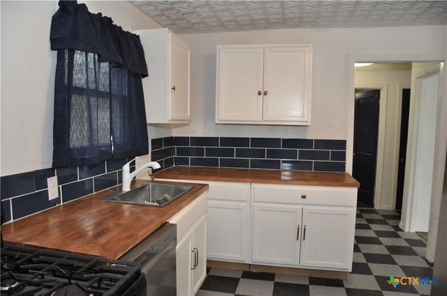 1408 E Avenue D, Temple, TX 76501