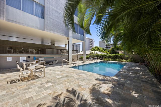 1545 Nehoa Street 703, Honolulu, HI 96822