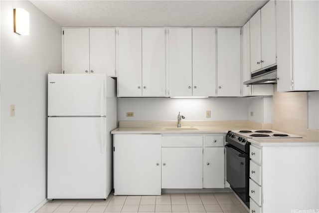 1545 Nehoa Street 703, Honolulu, HI 96822