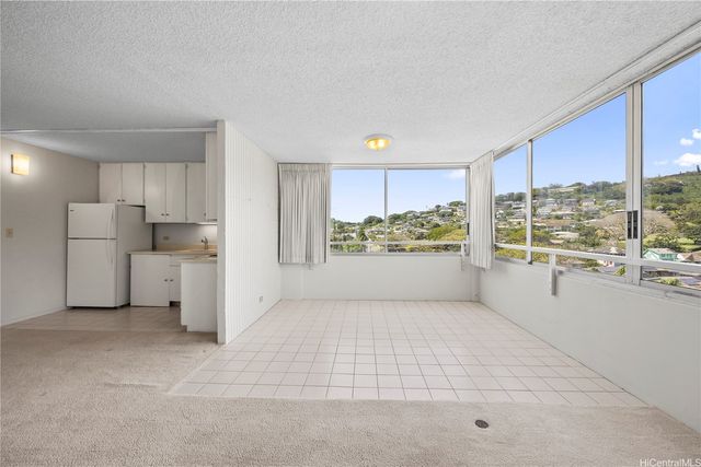 1545 Nehoa Street 703, Honolulu, HI 96822