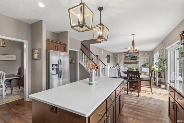 12032 Mallards Lake Parkway, Fort Wayne, IN 46845